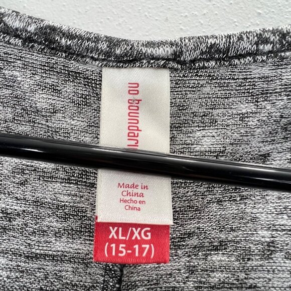 No Boundaries Knit Skull Top Shirt XL 15-17 Black Loose Oversized Embroidered - Picture 6 of 7